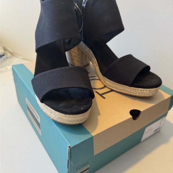 TOMS Women's Black Wedge Majorca Sandals, Size 12, NEW - Picture 4 of 5
